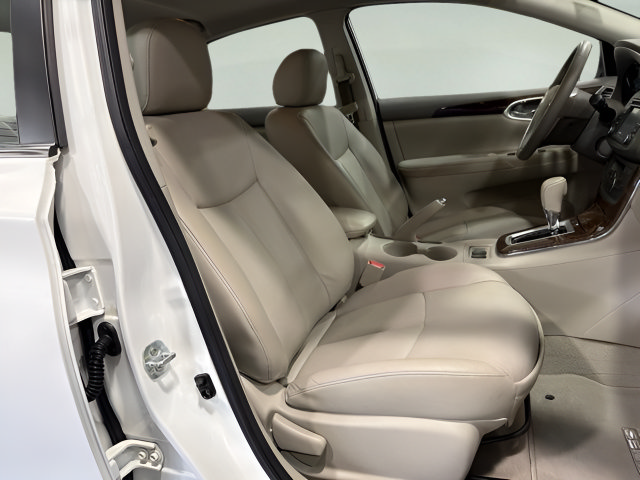 Used 2014 Nissan Sentra SL w/ Premium Package FWD image 14