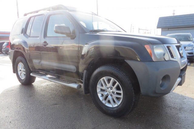 Used 2015 Nissan Xterra S w/ Value Package AWD/4WD image 1