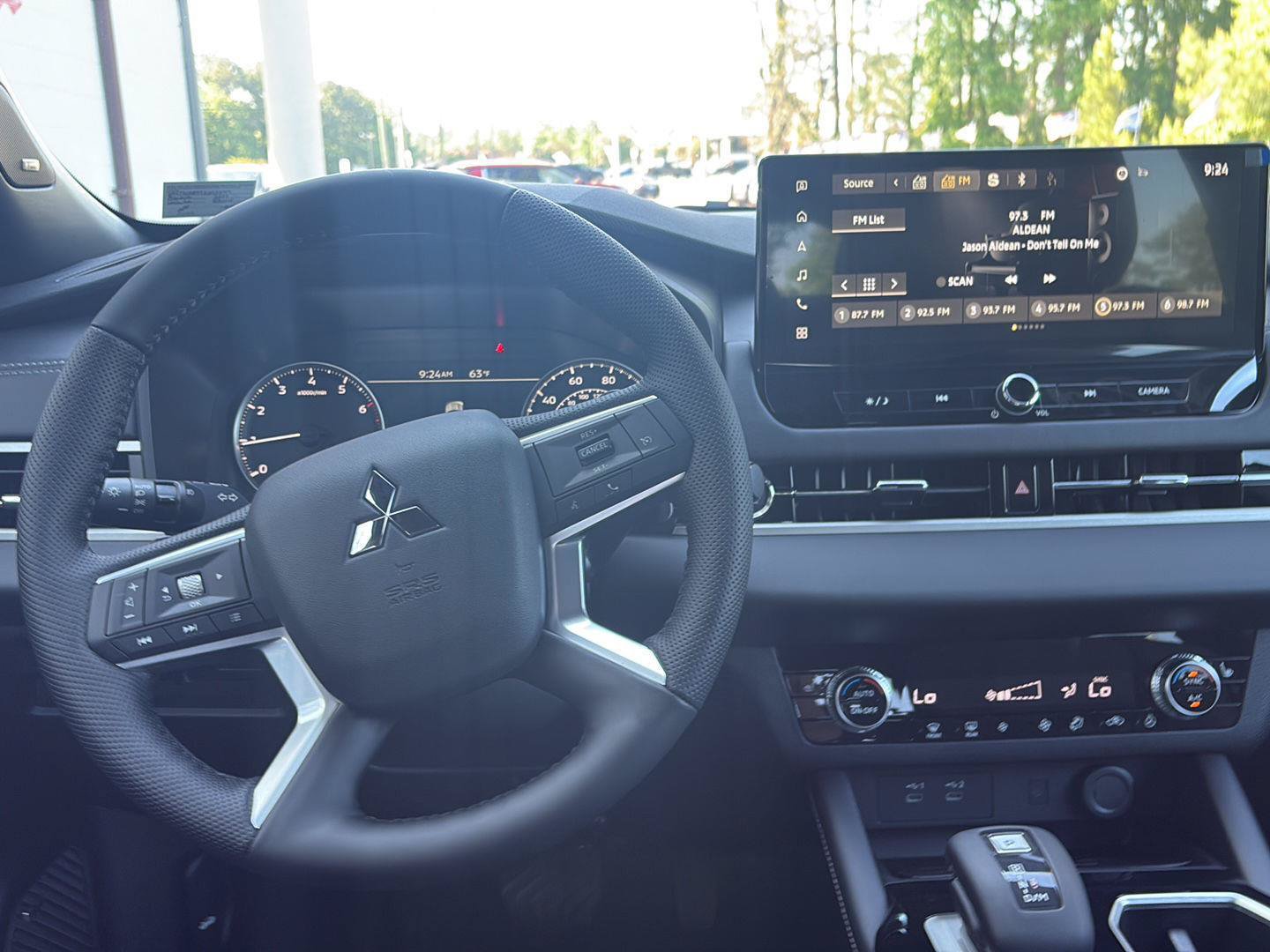 New 2026 Mitsubishi Outlander LE FWD image 20