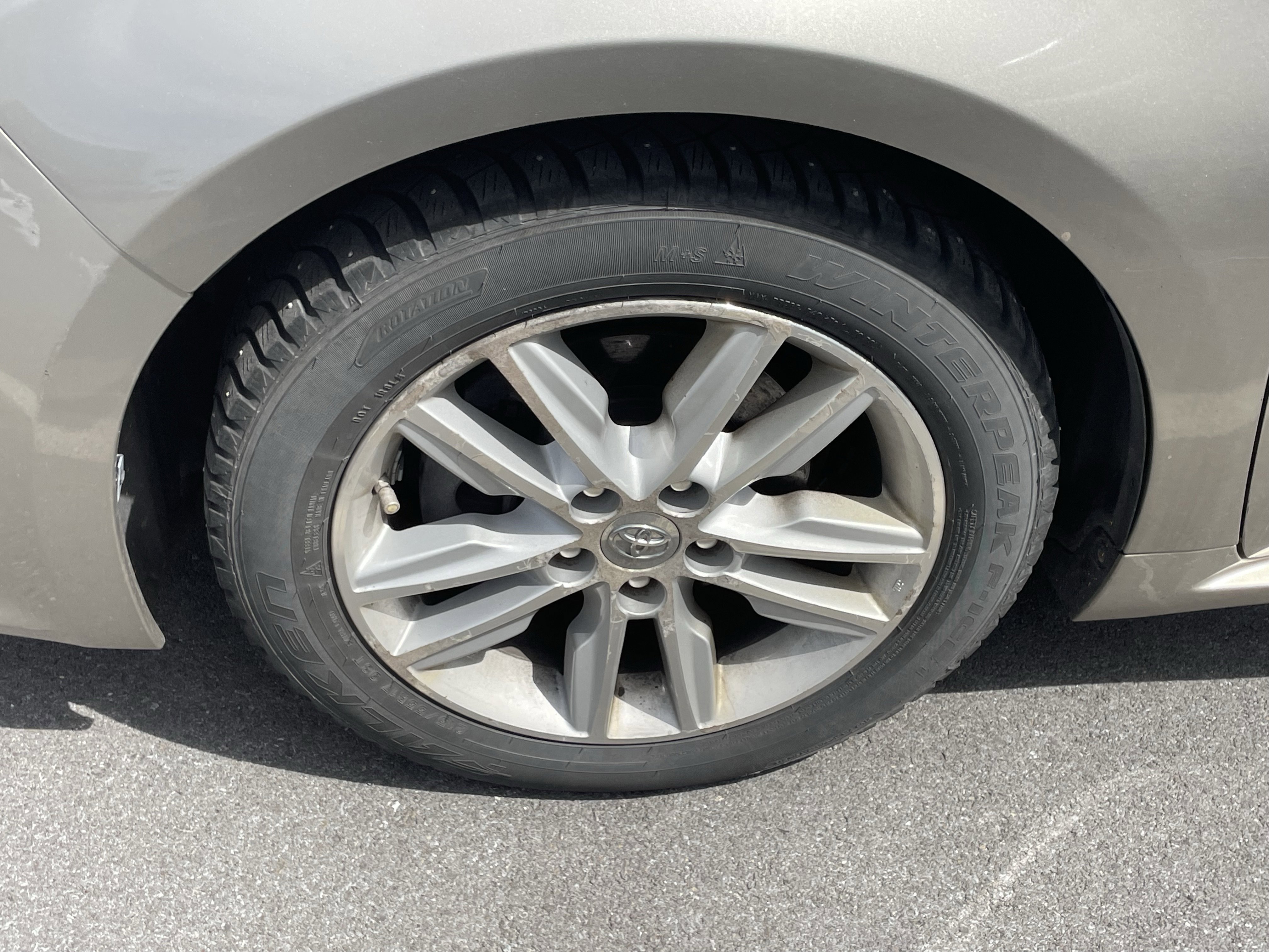 Used 2013 Toyota Avalon XLE Premium FWD image 12