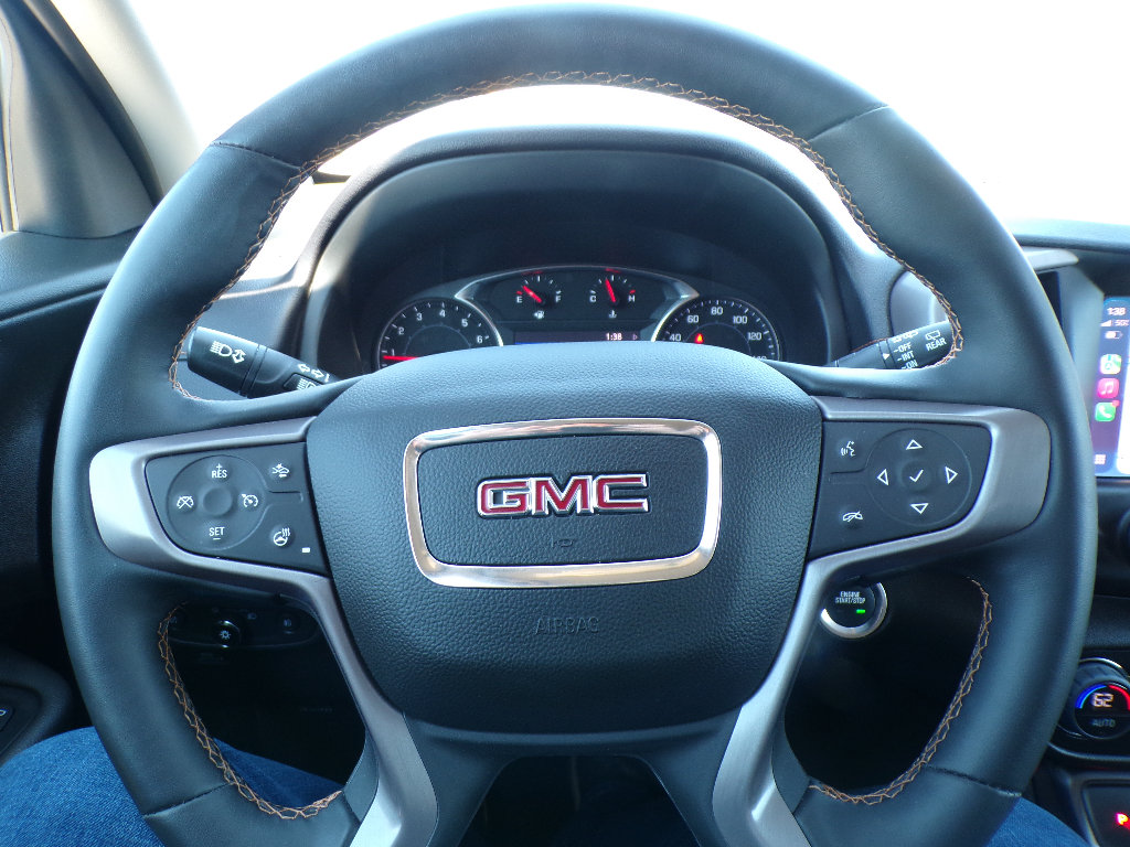 Used 2023 GMC Terrain AT4 AWD/4WD image 13