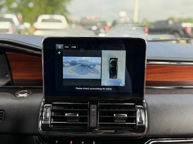 Used 2018 Lincoln Navigator Reserve w/ Technology Package AWD/4WD image 4
