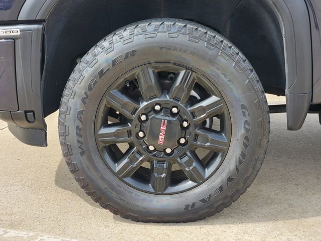 Used 2025 GMC Sierra 2500 AT4 w/ AT4 Premium Plus Package image 10