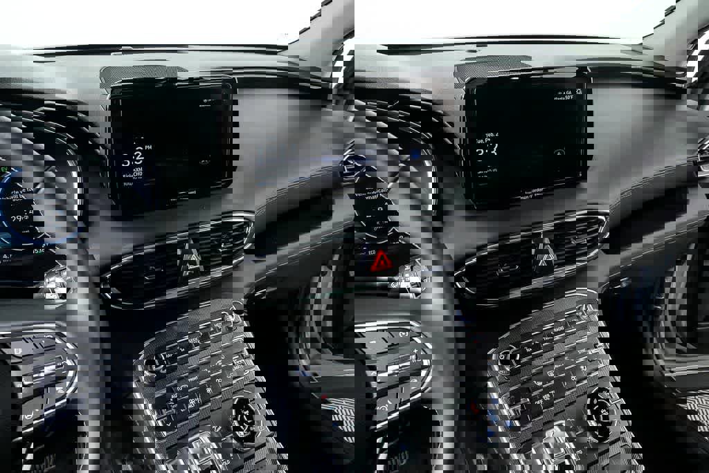 Certified 2023 Hyundai Santa Fe SEL Premium image 13