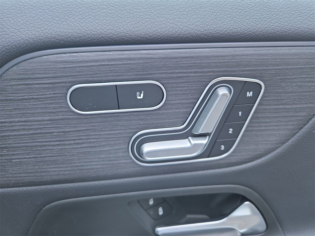 Certified 2023 Mercedes-Benz GLA 250 4MATIC image 17