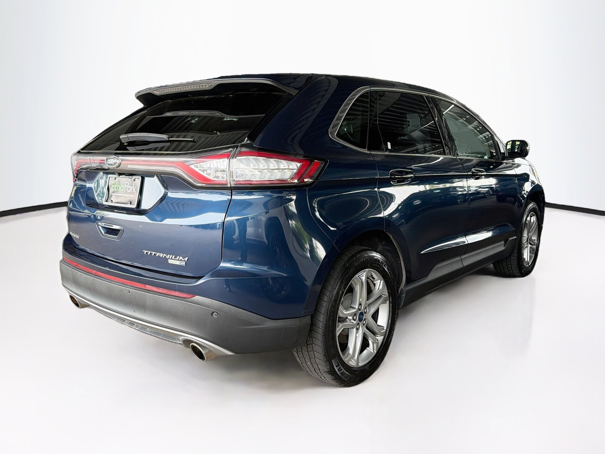 Used 2017 Ford Edge Titanium w/ Equipment Group 301A AWD/4WD image 9