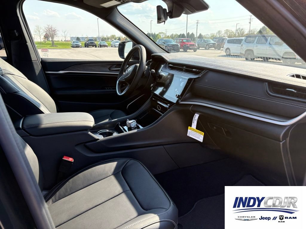 New 2026 Jeep Grand Cherokee Limited AWD/4WD image 14