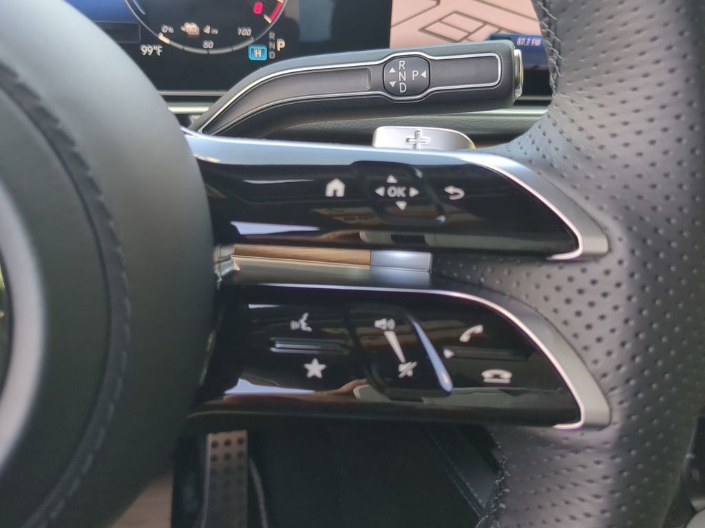 Used 2025 Mercedes-Benz GLE 450e 4MATIC image 14