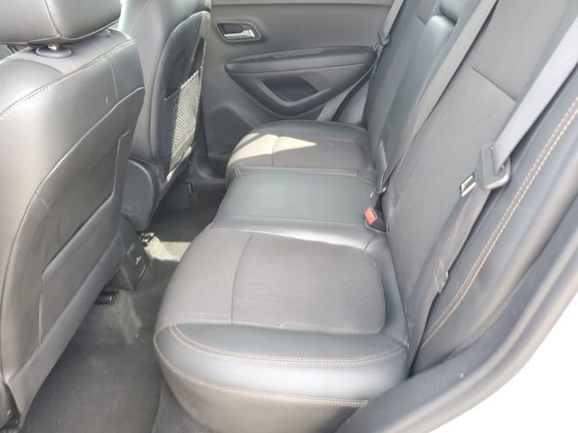 Used 2020 Chevrolet Trax LT w/ LT Convenience Package image 26
