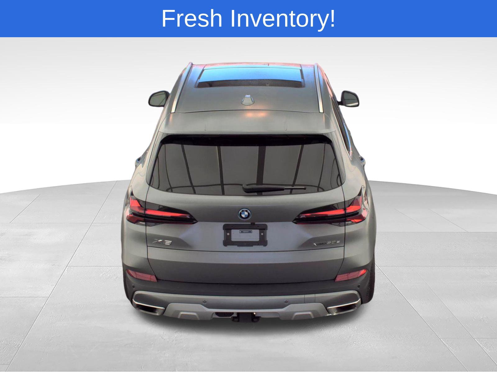Used 2026 BMW X5 xDrive50e AWD/4WD image 6