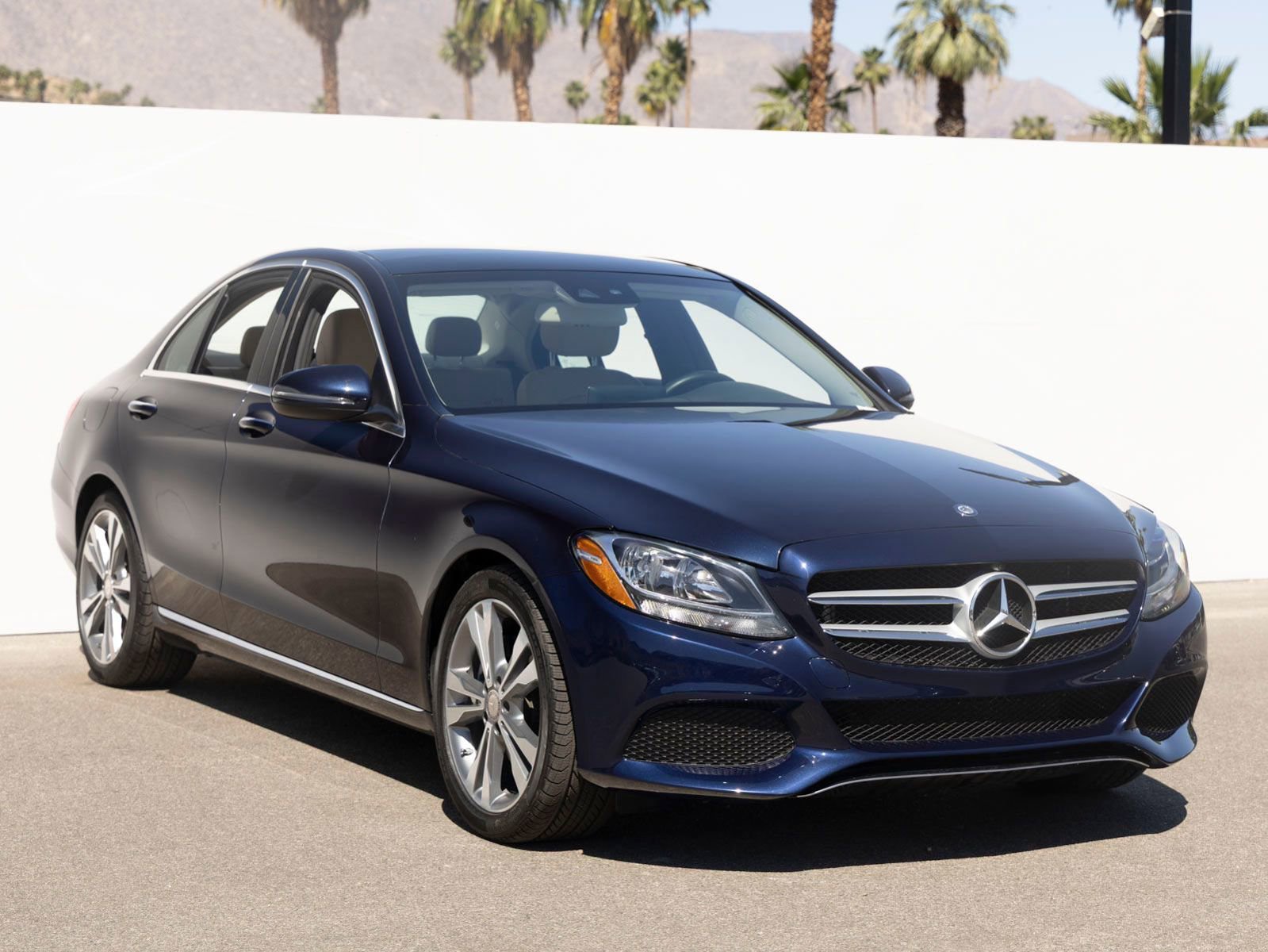Used 2016 Mercedes-Benz C 300 Sedan image 2
