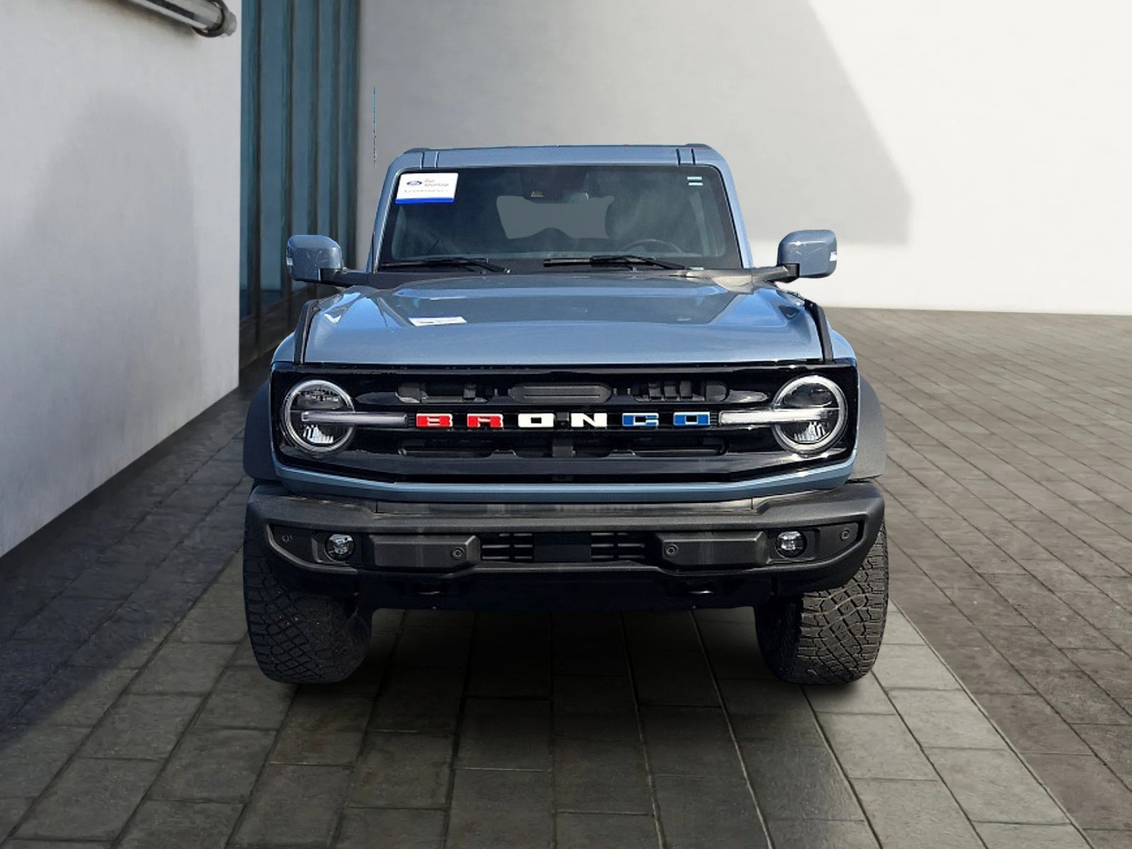 Certified 2023 Ford Bronco Outer Banks w/ Sasquatch Package AWD/4WD image 8