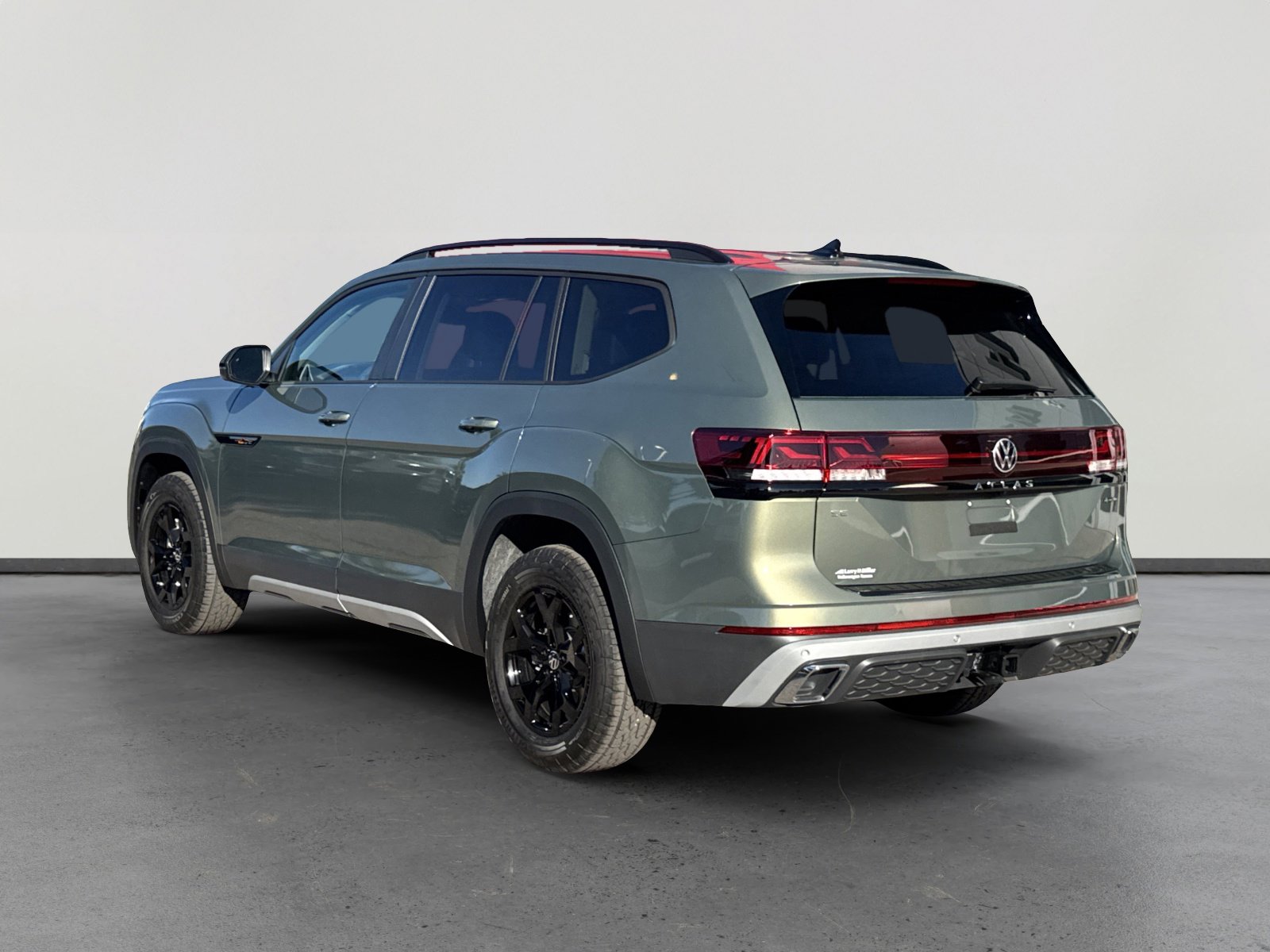 New 2026 Volkswagen Atlas Peak Edition image 4