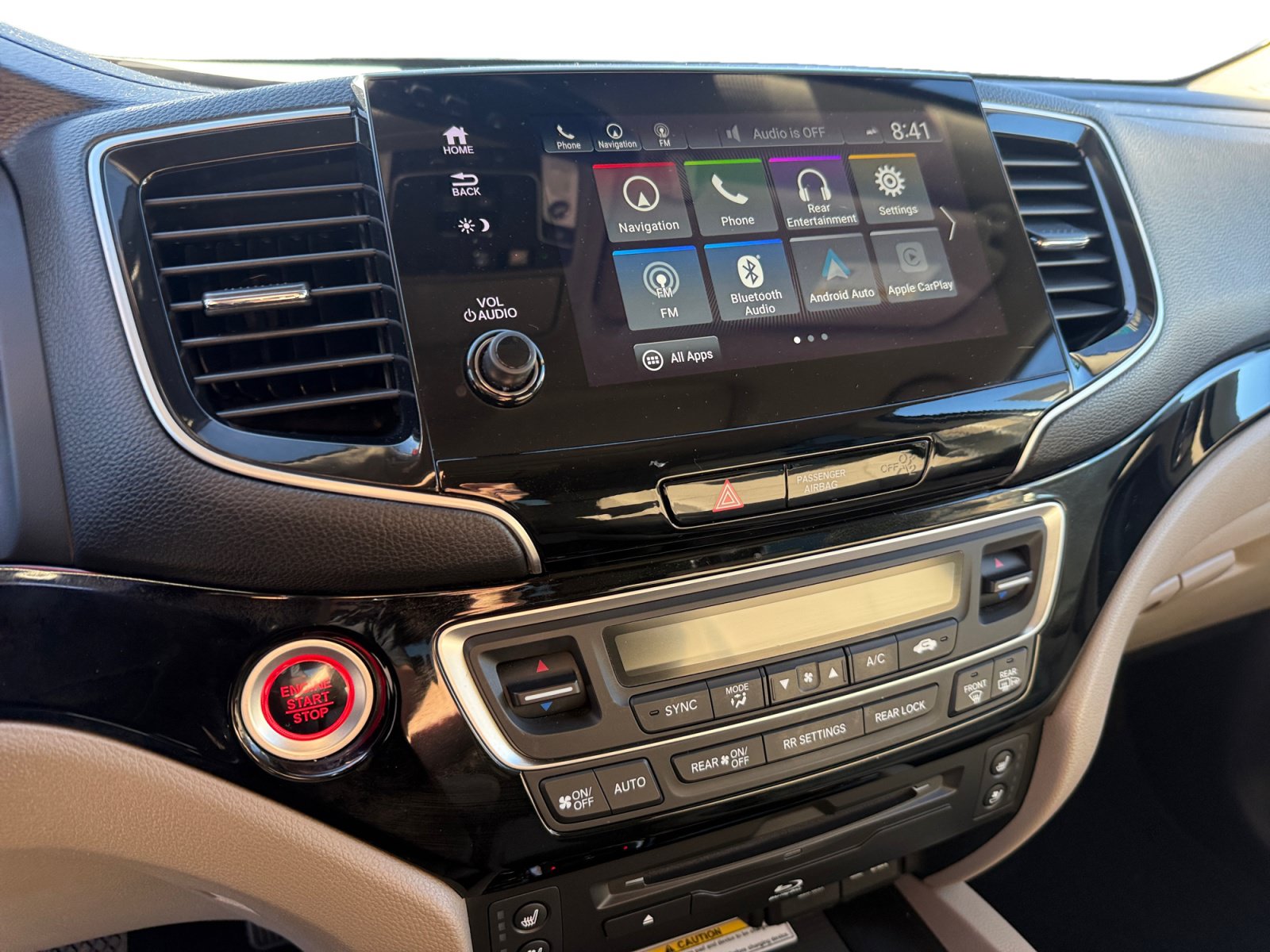 Used 2020 Honda Pilot Elite image 12