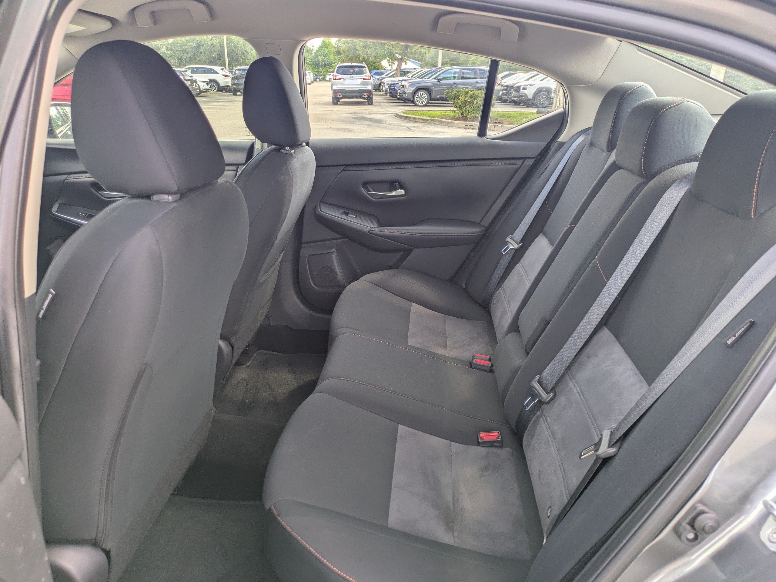 Used 2023 Nissan Sentra SR w/ Midnight Edition Package FWD image 13