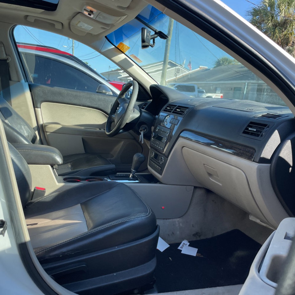 Used 2009 Mercury Milan Premier image 17