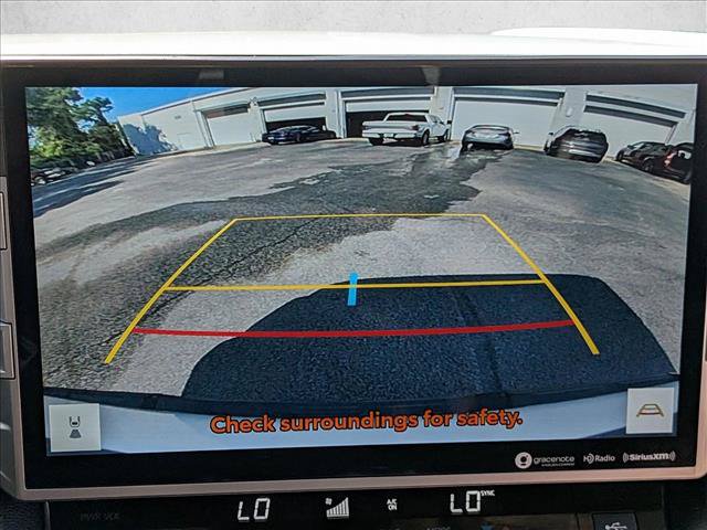 Used 2022 Toyota Tundra SR5 AWD/4WD image 15