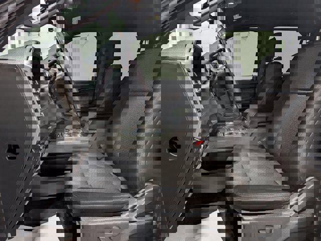 Used 2020 Ford Expedition XLT w/ FX4 Off-Road Package image 17