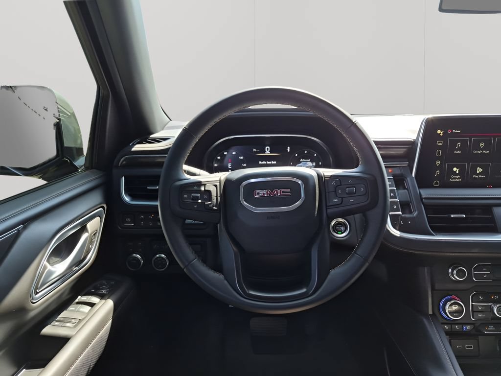 Used 2024 GMC Yukon AT4 w/ Technology Package AWD/4WD image 30
