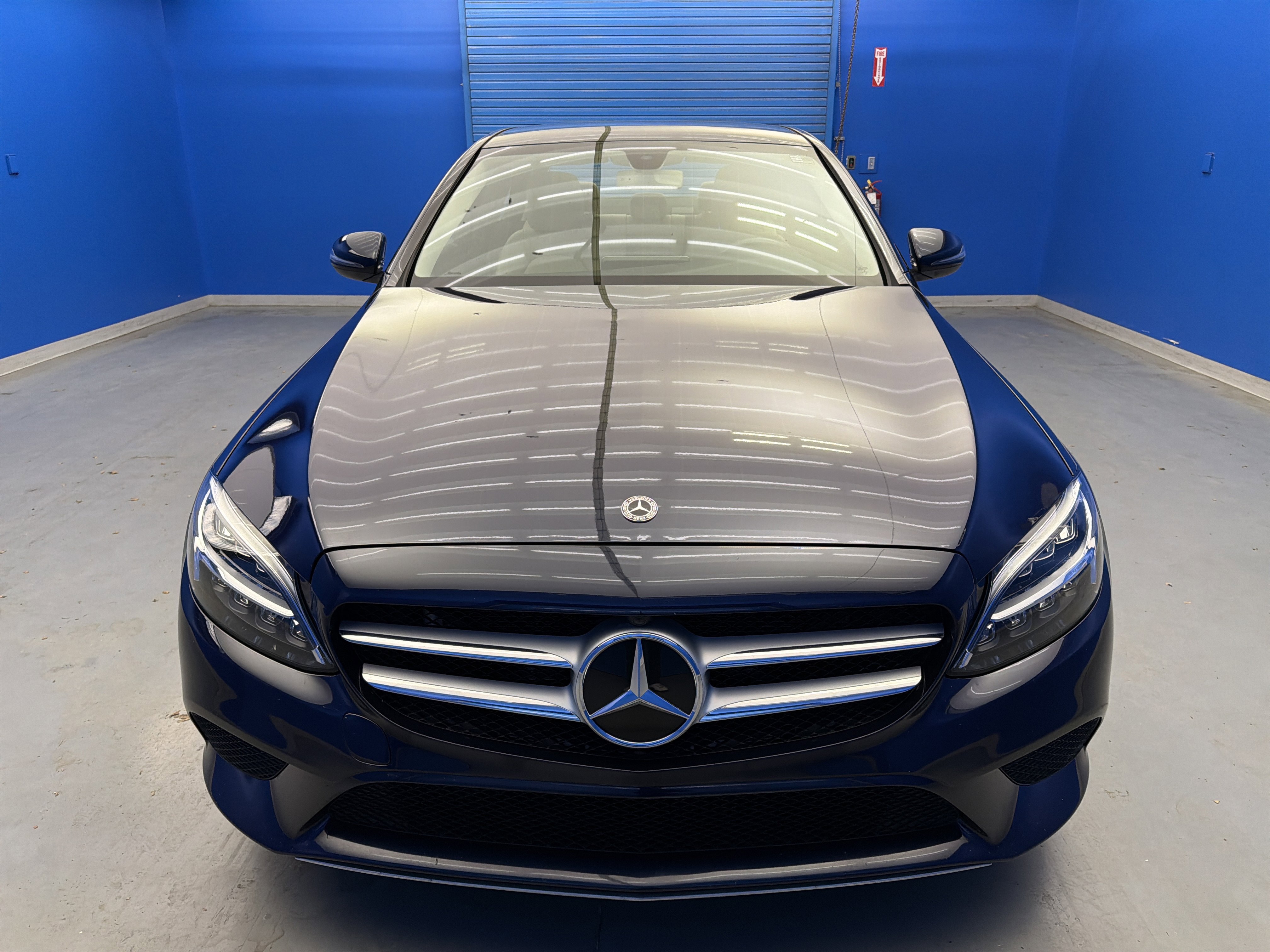 Used 2020 Mercedes-Benz C 300 4MATIC Sedan image 3