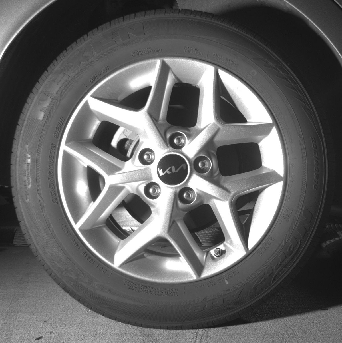 Used 2025 Kia Soul LX w/ LX Technology Package image 15