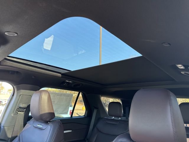 New 2026 Ford Explorer Platinum image 31