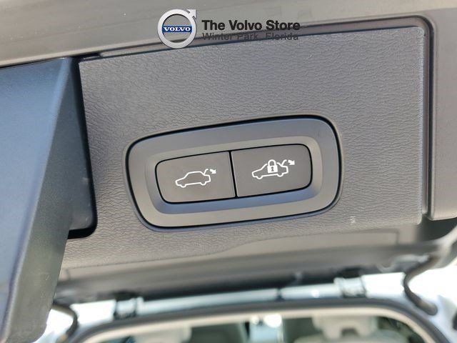 Certified 2023 Volvo XC60 T8 Plus w/ Protection Package Premier AWD/4WD image 7