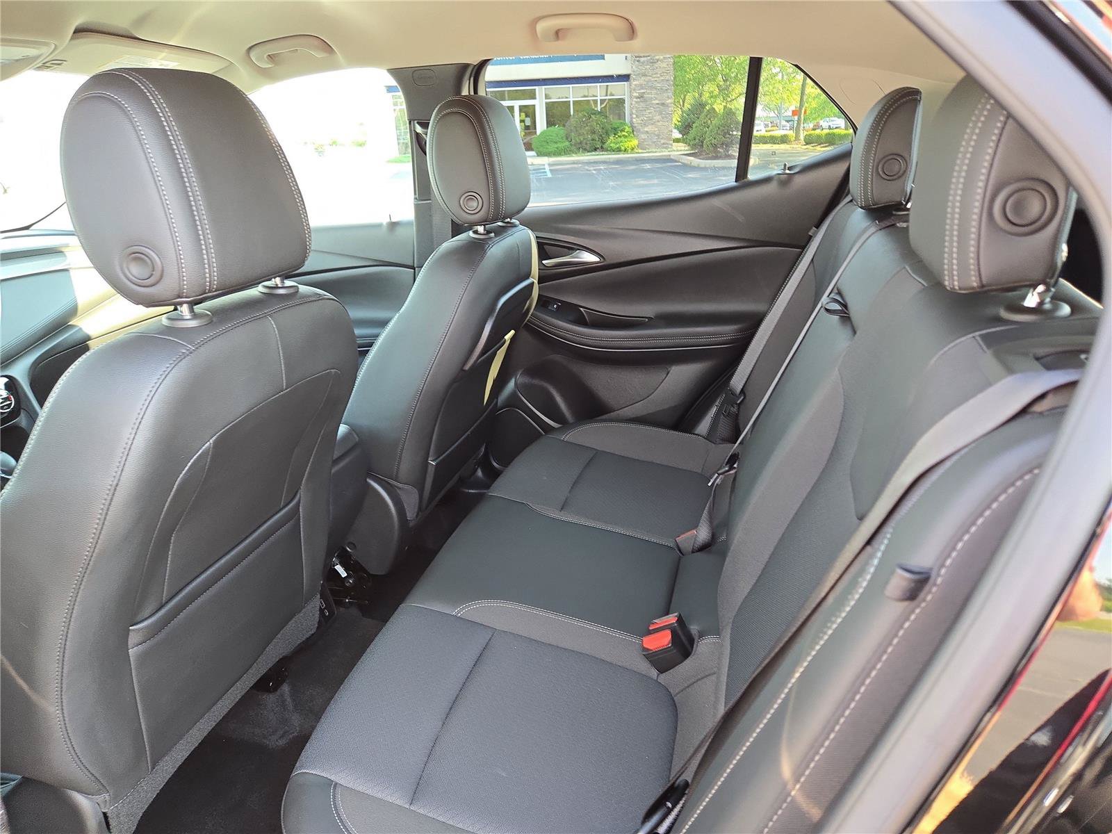 Used 2023 Buick Encore GX Select w/ Sport Touring Package AWD/4WD image 23