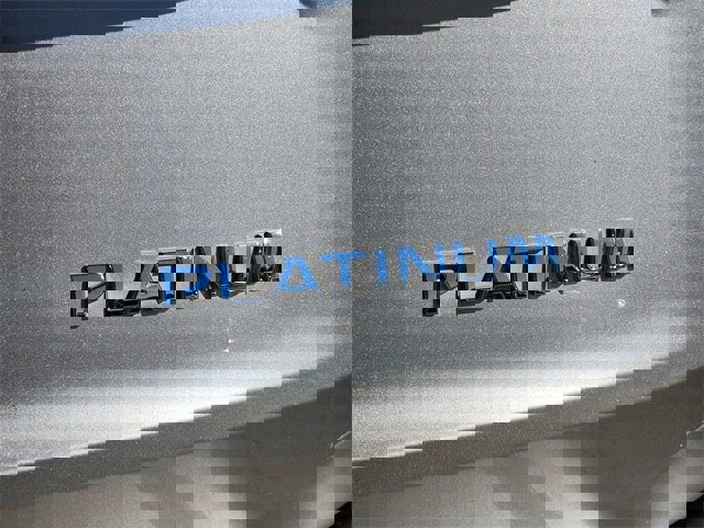 Used 2021 Nissan Rogue Platinum image 8