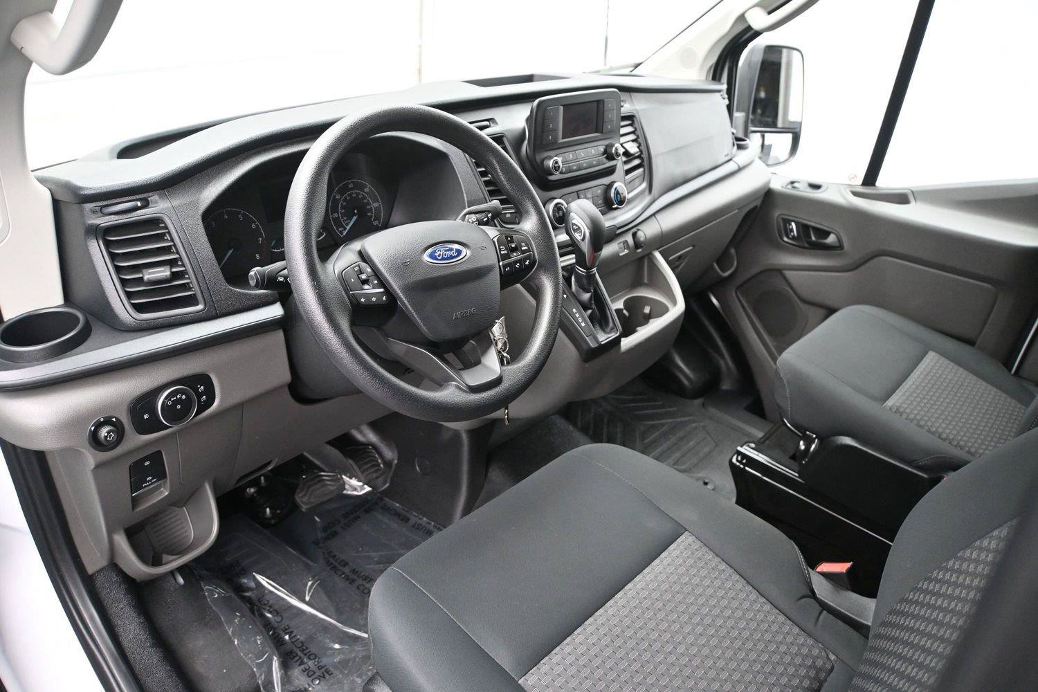 Used 2025 Ford Transit 250 Low Roof w/ Exterior Upgrade Package RWD image 2