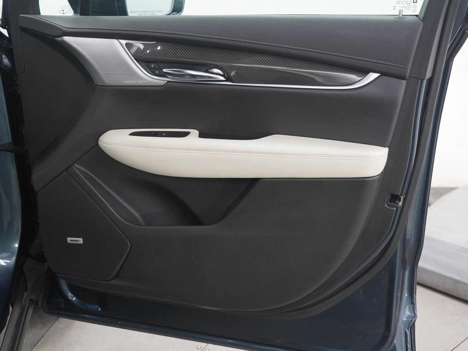 Used 2020 Cadillac XT6 Premium Luxury FWD image 9