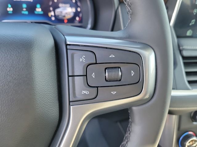 Used 2024 Chevrolet Suburban Premier w/ Premium Package image 31