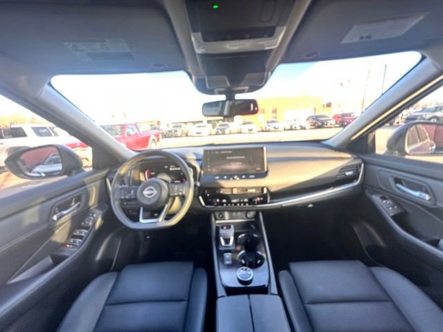 Certified 2024 Nissan Rogue SL image 33