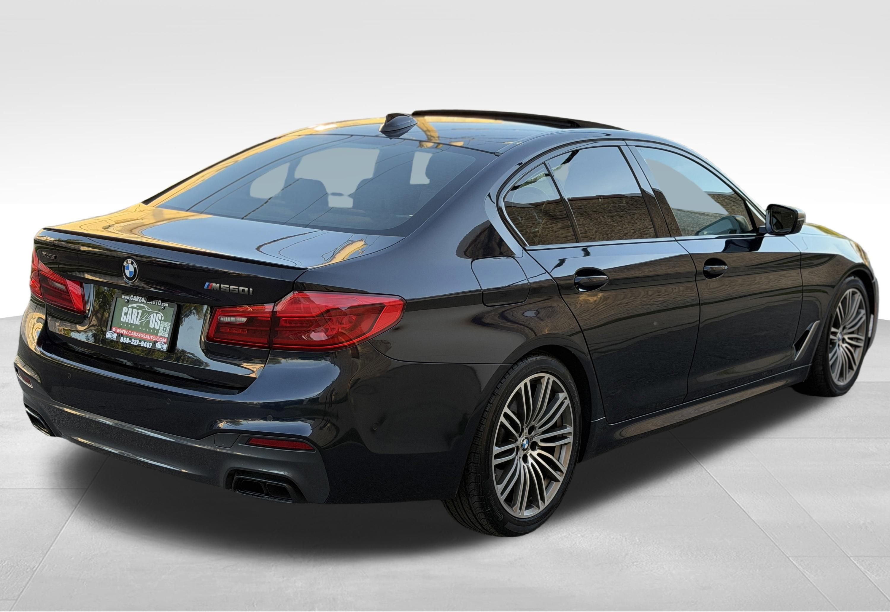 Used 2019 BMW M550i xDrive AWD/4WD image 6