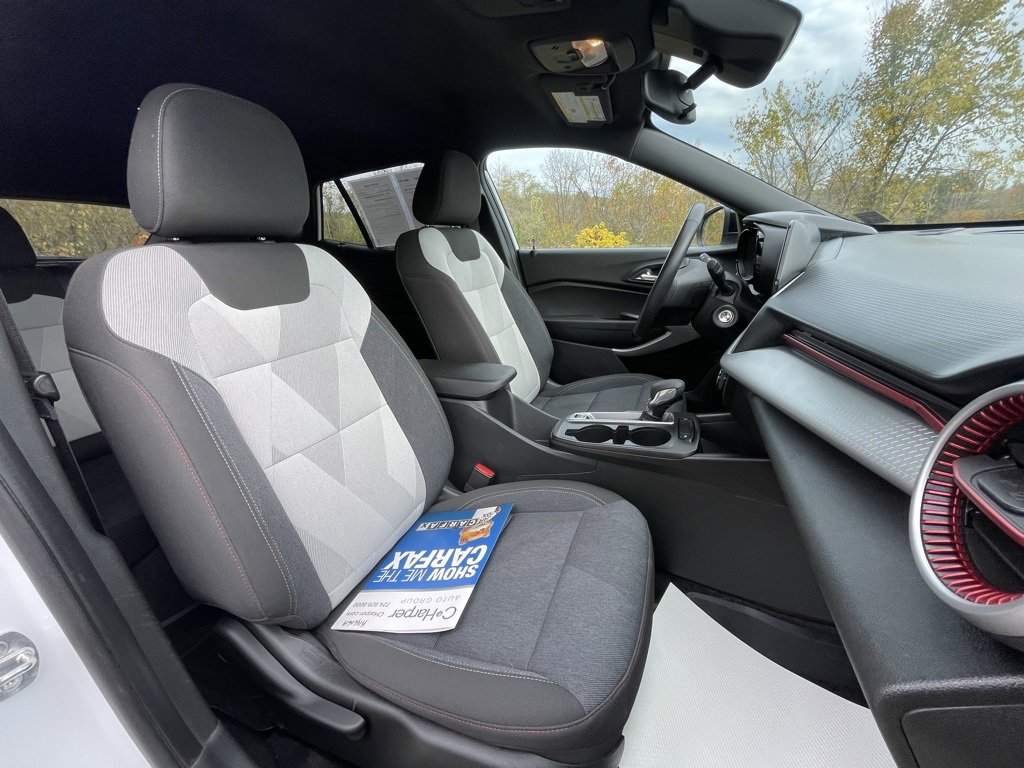 Used 2024 Chevrolet Trax RS w/ Driver Confidence Package image 12