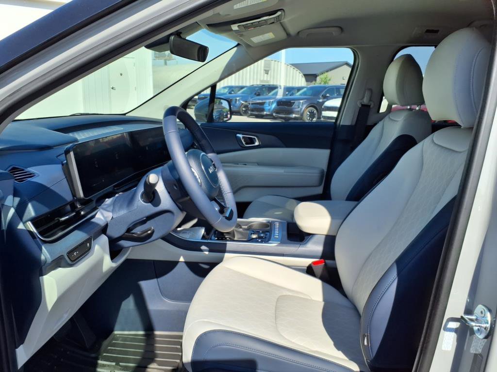 New 2026 Kia Carnival EX image 14