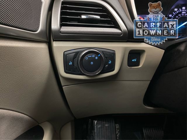Used 2019 Ford Fusion SE image 23