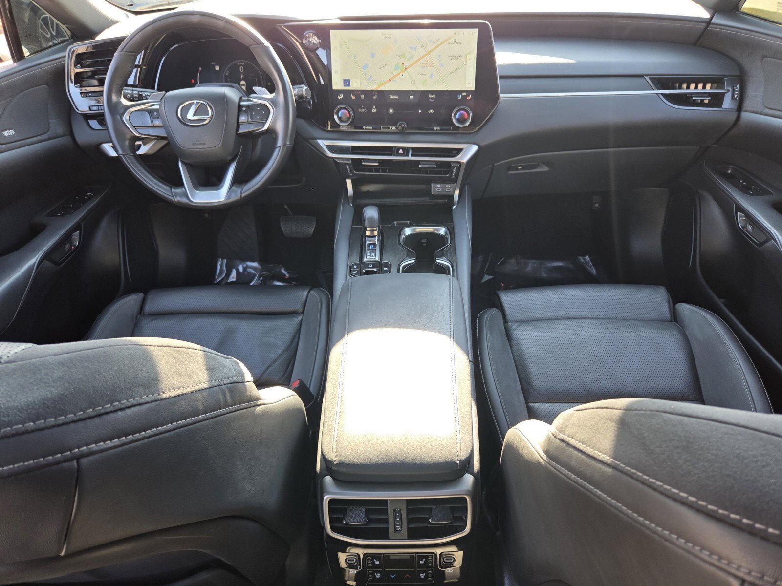 Used 2023 Lexus RX 350 w/ Accessory Package (2T) image 13