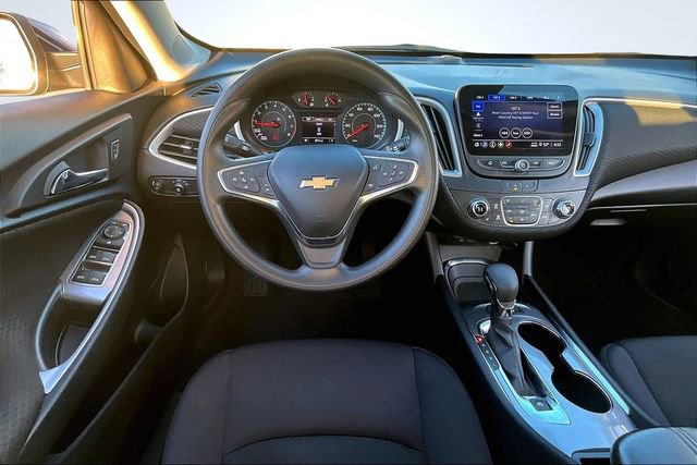 Used 2024 Chevrolet Malibu LT image 8
