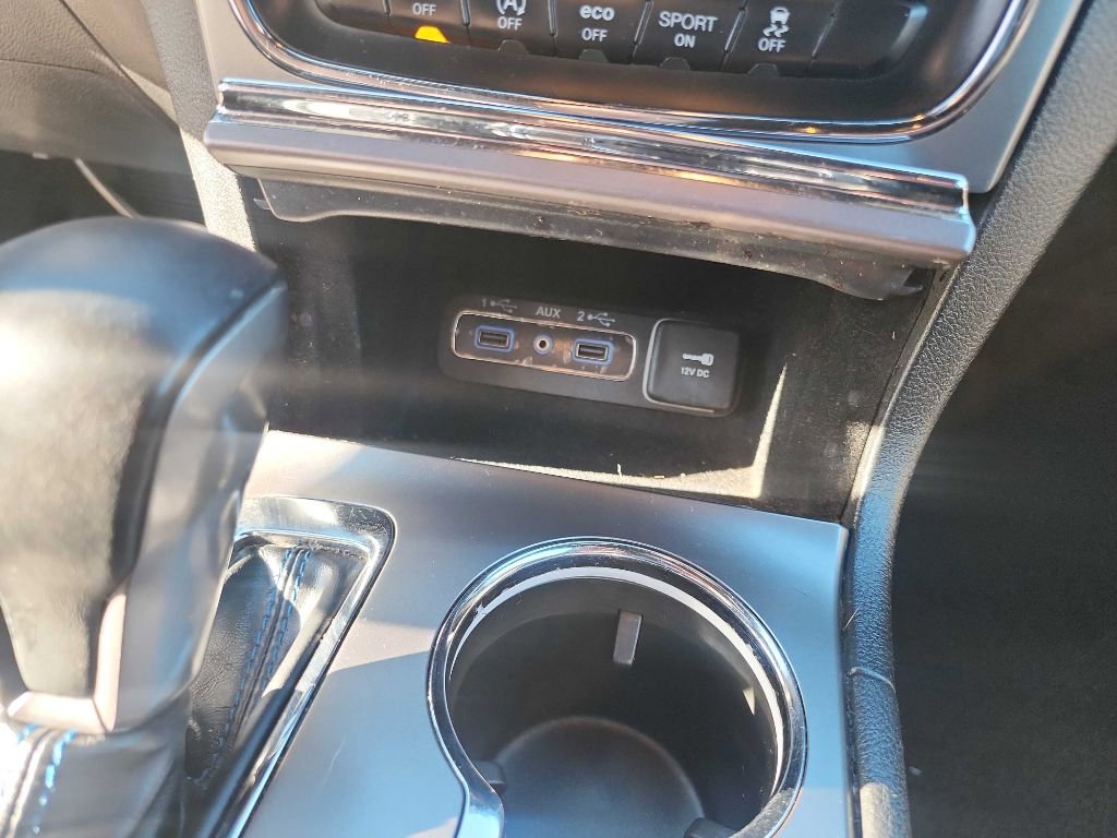 Used 2018 Jeep Grand Cherokee Laredo AWD/4WD image 25