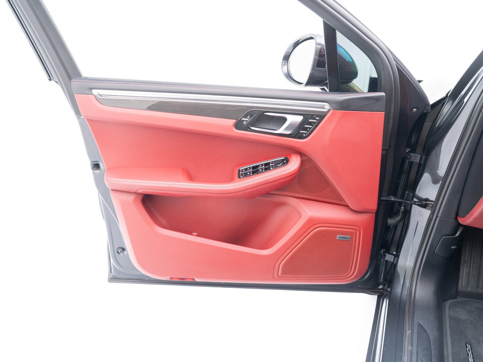 Certified 2023 Porsche Macan image 20