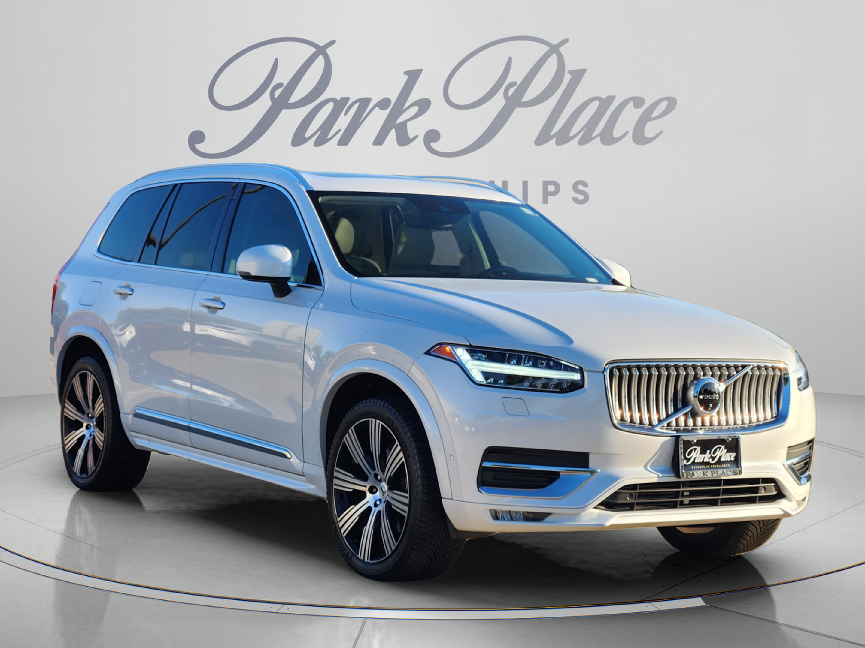 Used 2022 Volvo XC90 T6 Inscription AWD/4WD image 4