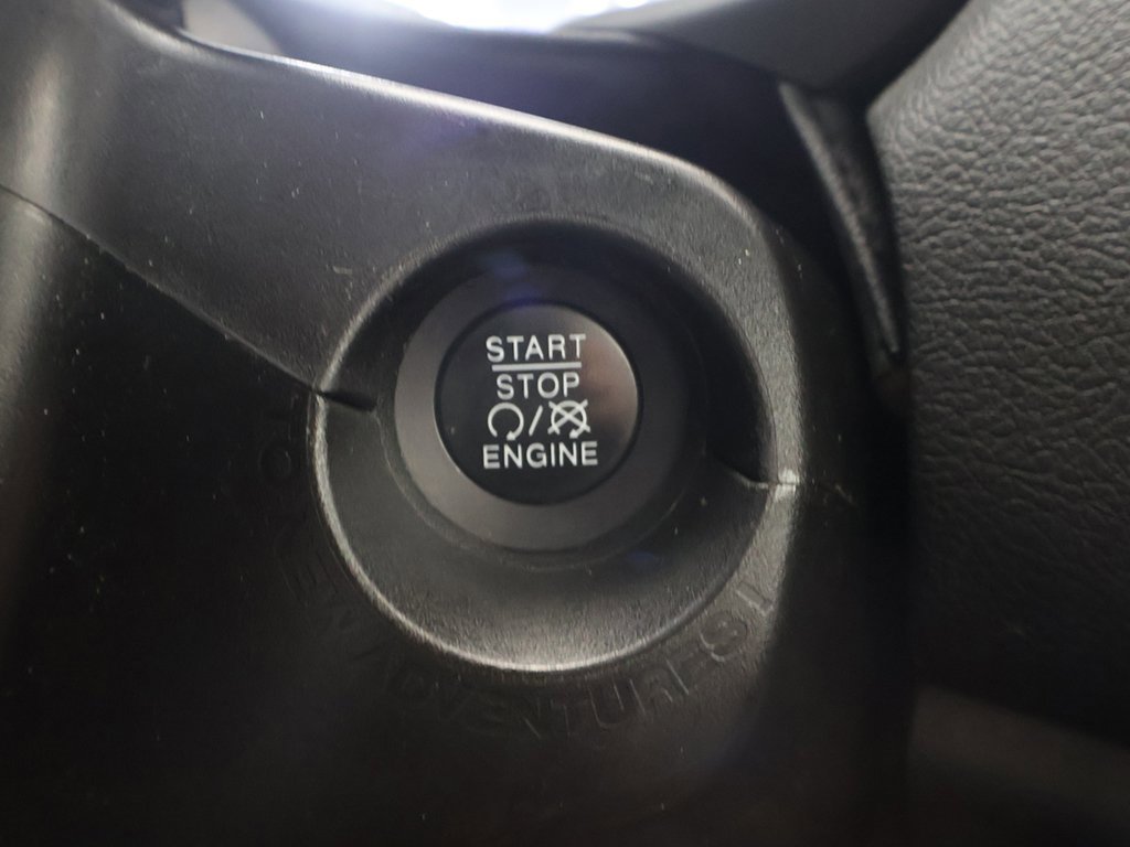 Used 2022 Jeep Renegade Altitude w/ Convenience Group image 35