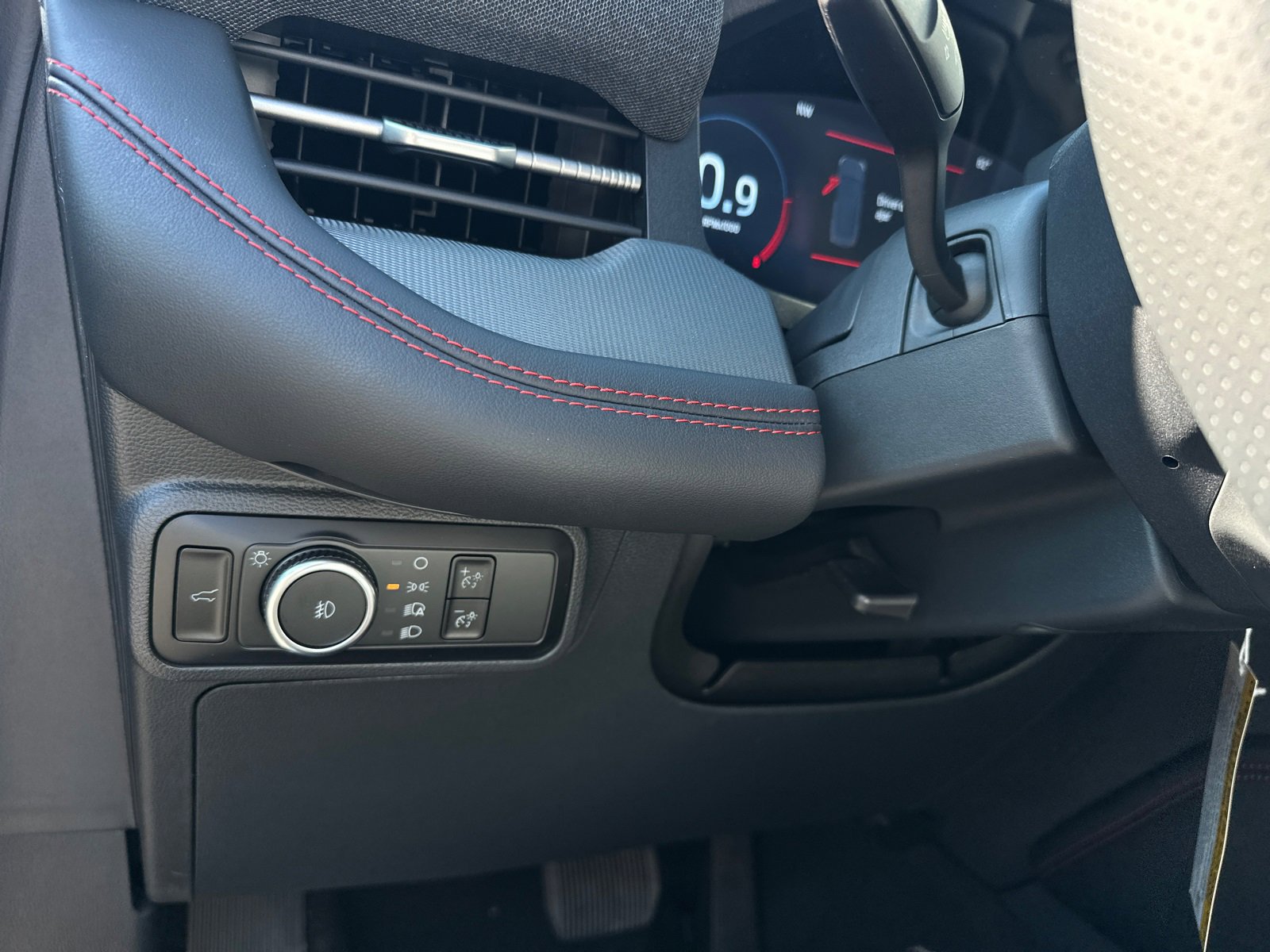 New 2025 Ford Explorer ST-Line w/ Premium Package image 35