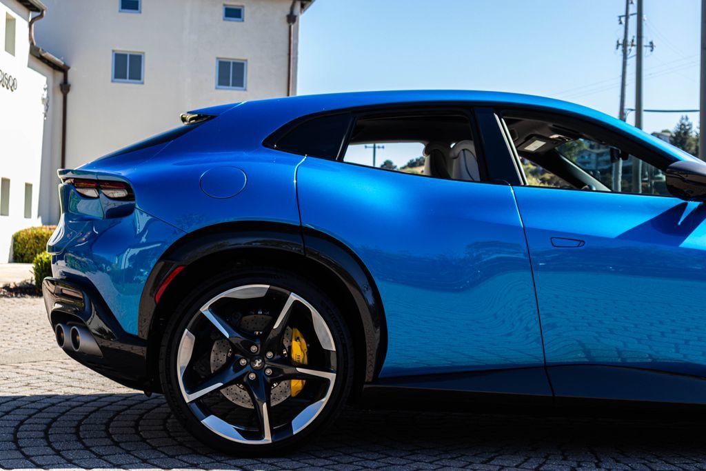 Certified 2024 Ferrari Purosangue AWD/4WD image 17