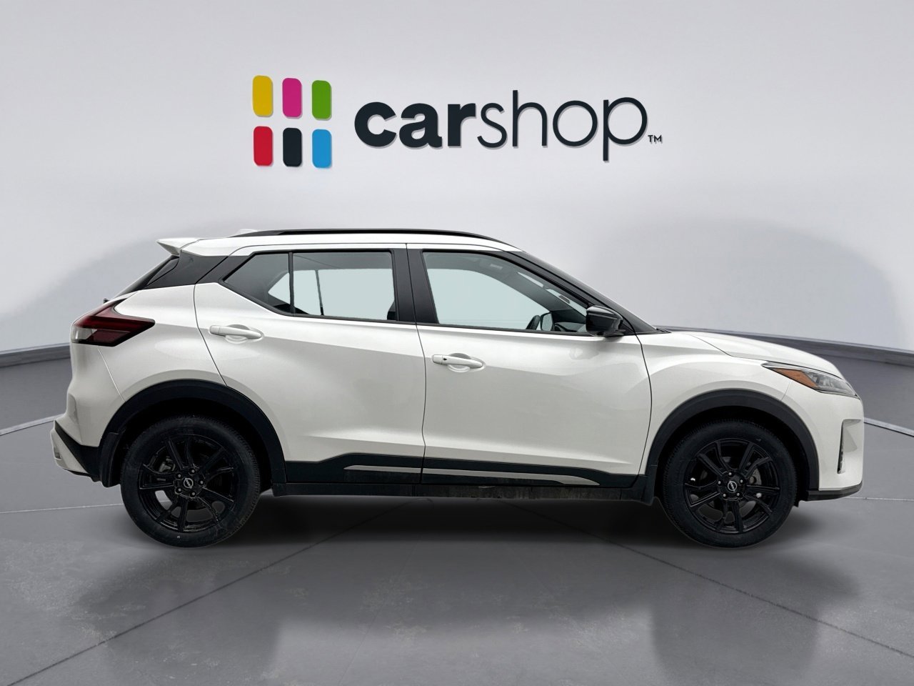 Used 2024 Nissan Kicks SR image 6