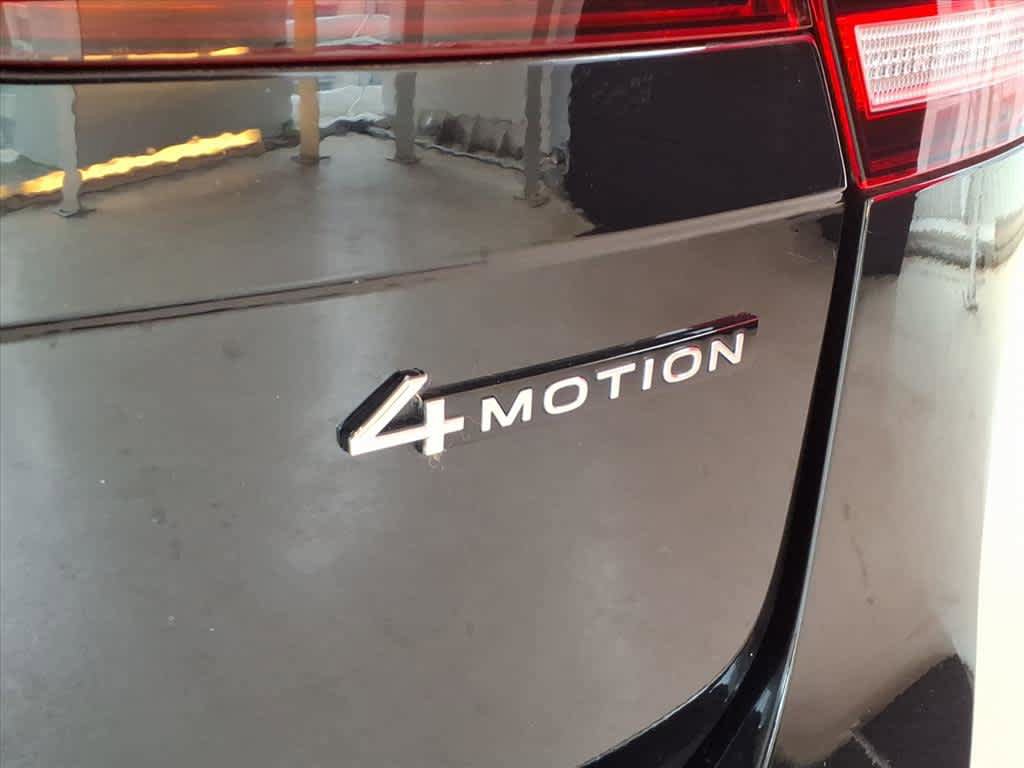 Certified 2022 Volkswagen Tiguan S image 17