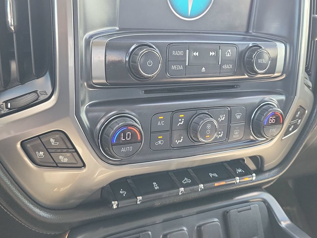 Used 2018 Chevrolet Silverado 1500 LTZ w/ Sport Package AWD/4WD image 17