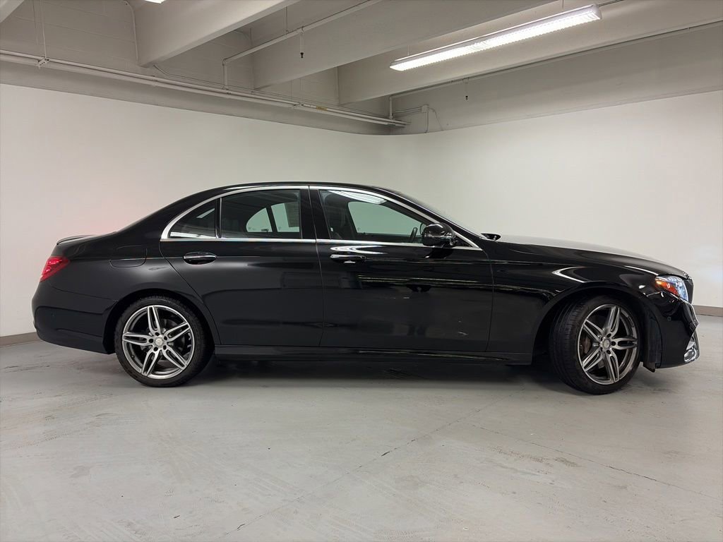 Used 2017 Mercedes-Benz E 300 4MATIC image 6