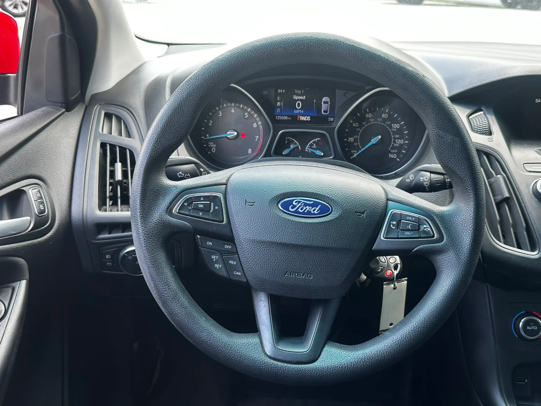 Used 2017 Ford Focus SE FWD image 22